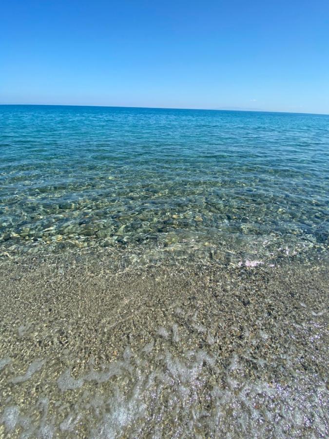 Tyrrhenian Sea Apartment Torre Faro Bagian luar foto
