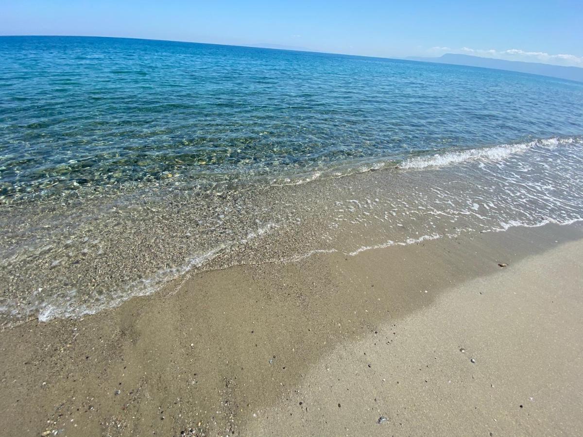 Tyrrhenian Sea Apartment Torre Faro Bagian luar foto
