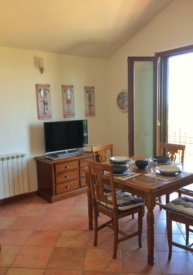 Tyrrhenian Sea Apartment Torre Faro Bagian luar foto